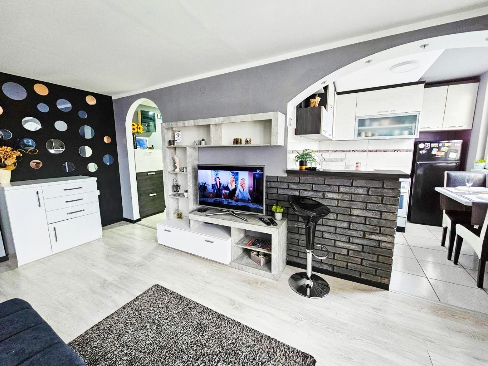 Savic Apartment Center - Parking Free Ниш Екстер'єр фото